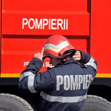 VIDEO | Apartament cuprins de flăcări în Sighetu Marmației VIDEO | Apartament cuprins de flăcări în Sighetu Marmației