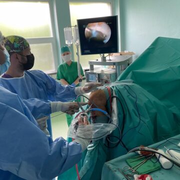O nouă clasă de operații chirurgicale artroscopice la Spitalul Județean de Urgență ”Dr. Constantin Opriș” din Baia Mare O nouă clasă de operații chirurgicale artroscopice la Spitalul Județean de Urgență ”Dr. Constantin Opriș” din Baia Mare