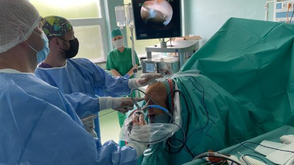O nouă clasă de operații chirurgicale artroscopice la Spitalul Județean de Urgență ”Dr. Constantin Opriș” din Baia Mare