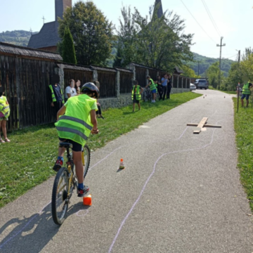 Activități de vacanță cu elevi și polițiști