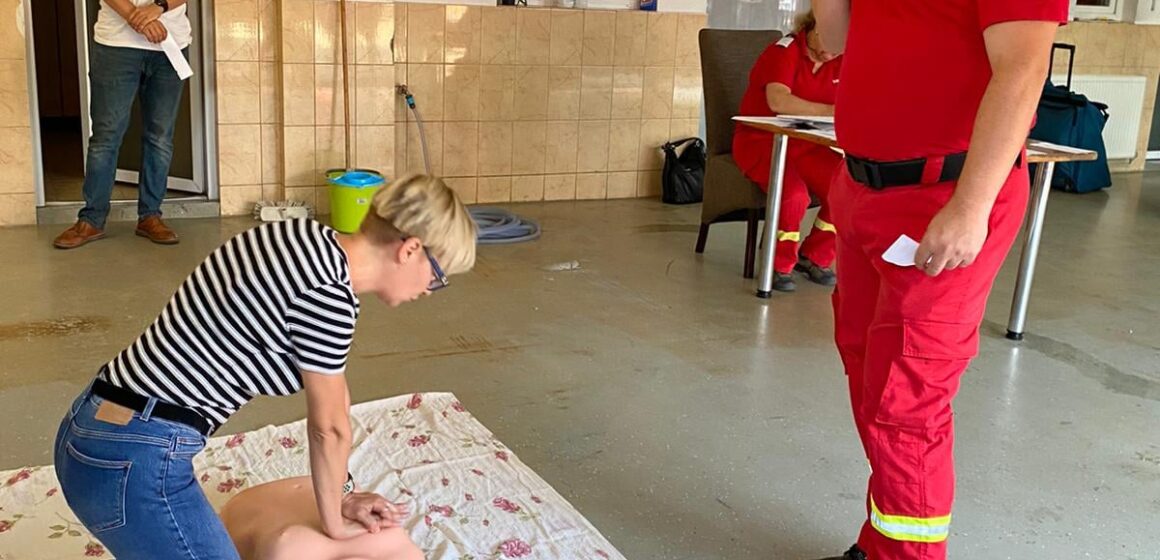 Voluntari la examen la ISU