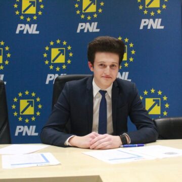 Liberalul maramureșean Antonio Chelba a câștigat astăzi alegerile pentru președinția Clubului Elevilor Liberali Liberalul maramureșean Antonio Chelba a câștigat astăzi alegerile pentru președinția Clubului Elevilor Liberali