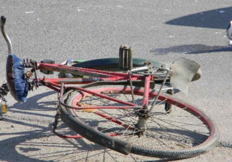 Un tânăr din Baia Mare a accidentat un biciclist, el a fost internat în spital