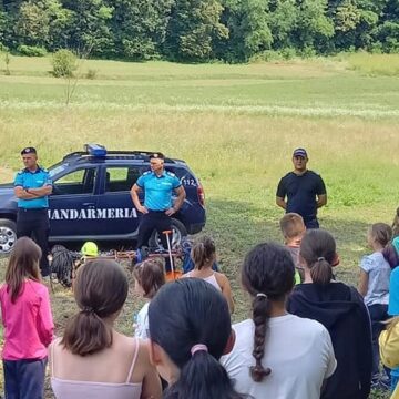 “Din grijă pentru copii” – un program dedicat sănătății emoționale și siguranței copiilor în contextul pandemiei “Din grijă pentru copii” – un program dedicat sănătății emoționale și siguranței copiilor în contextul pandemiei