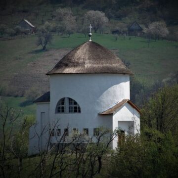 Invitație la hramul bisericii Kalvaria din Baia Sprie Invitație la hramul bisericii Kalvaria din Baia Sprie