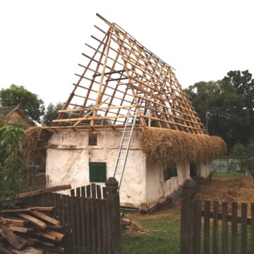 Video | Se fac lucrări de restaurare la Muzeul Satului din Baia Mare
