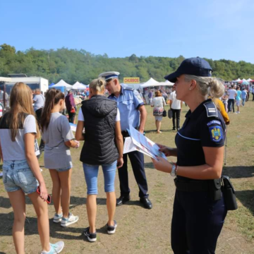 Sfaturi de la polițiști la Târgul Cepelor
