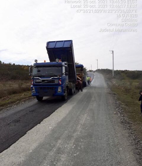 Au început lucrările de asfaltare pe DJ 184A Coltău – Arieșu de Pădure
