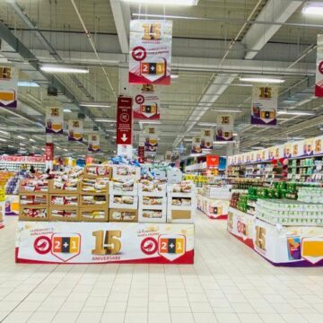 Auchan România sărbătorește 15 ani de activitate și a pregătit o mulțime de oferte speciale și surprize pentru clienți