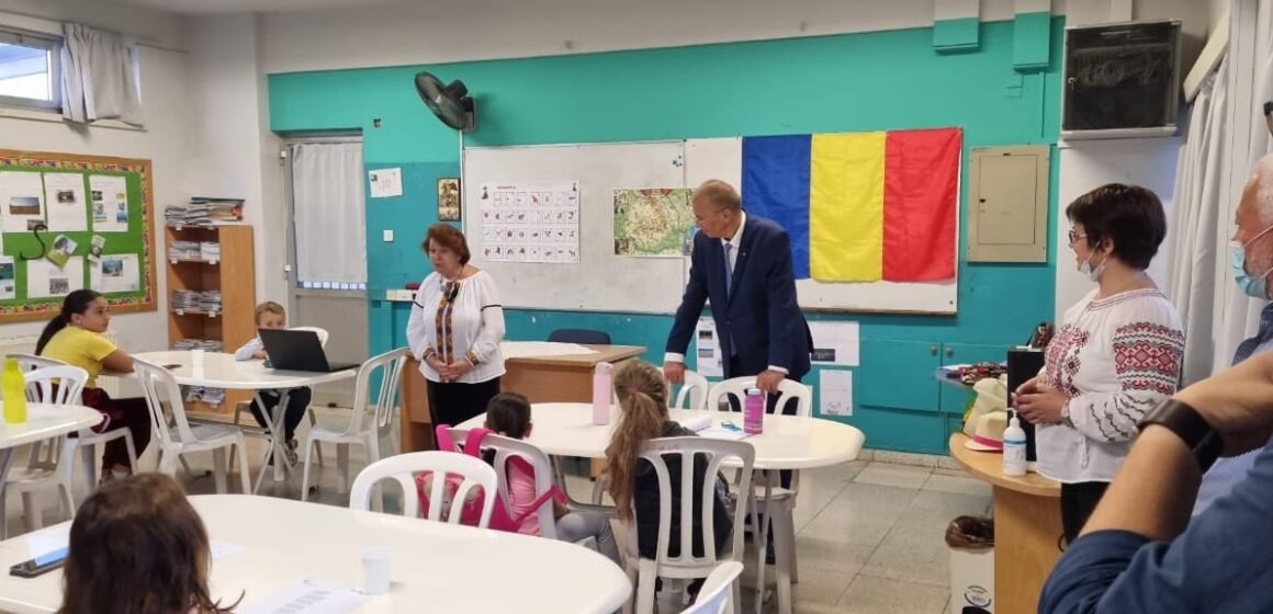 Dan Mihalache anunță deschiderea unei școli românești în Cipru