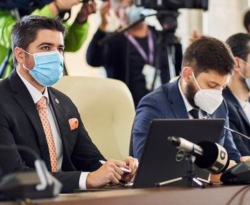 Inițiativa USR PLUS „Deschidem curtea școlii” a primit astăzi votul de încredere al Comisiei de Învățământ din Camera Deputaților Inițiativa USR PLUS „Deschidem curtea școlii” a primit astăzi votul de încredere al Comisiei de Învățământ din Camera Deputaților