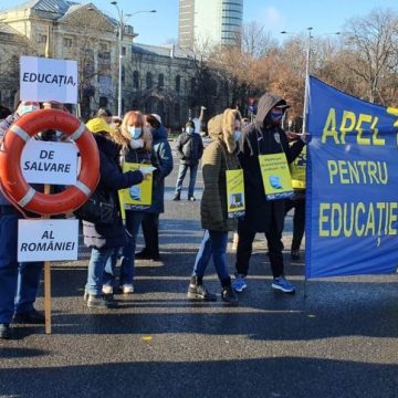 Audio | Sindicatele din învățământ se pregătesc să intre în grevă generală începând cu 10 ianuarie 2022