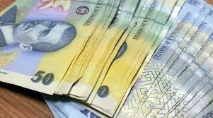 Salariul de bază minim brut pe țară garantat  poate fi aplicat pentru un salariat pentru o perioadă de maximum 24 de luni
