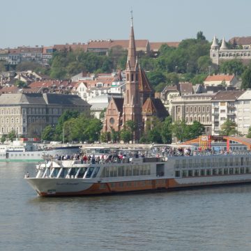 Cu trenul din Baia Mare în Ungaria și chiar Viena