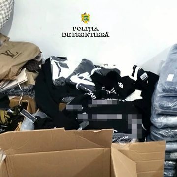 Sute de mii de parfumuri, cosmetice şi jucării contrafăcute, confiscate de poliţiştii de frontieră în 11 luni din 2021