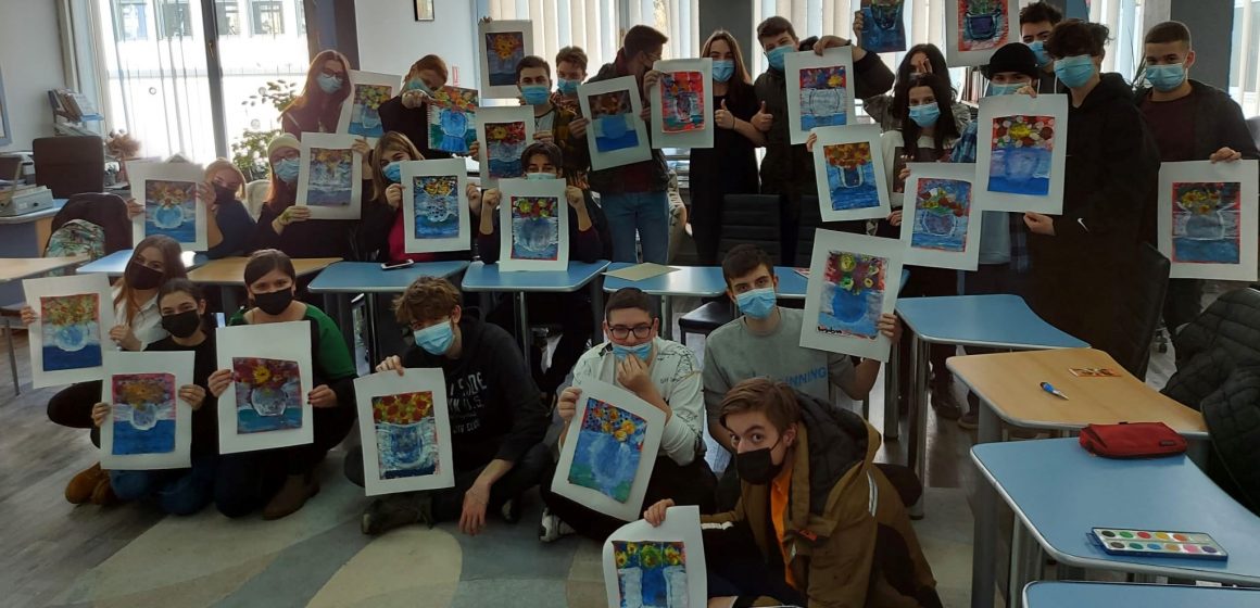 Arta de a citi un tablou – workshop de pictură la Colegiul Tehnic ”George Barițiu”, proiect pilot al Muzeului Județean de Artă