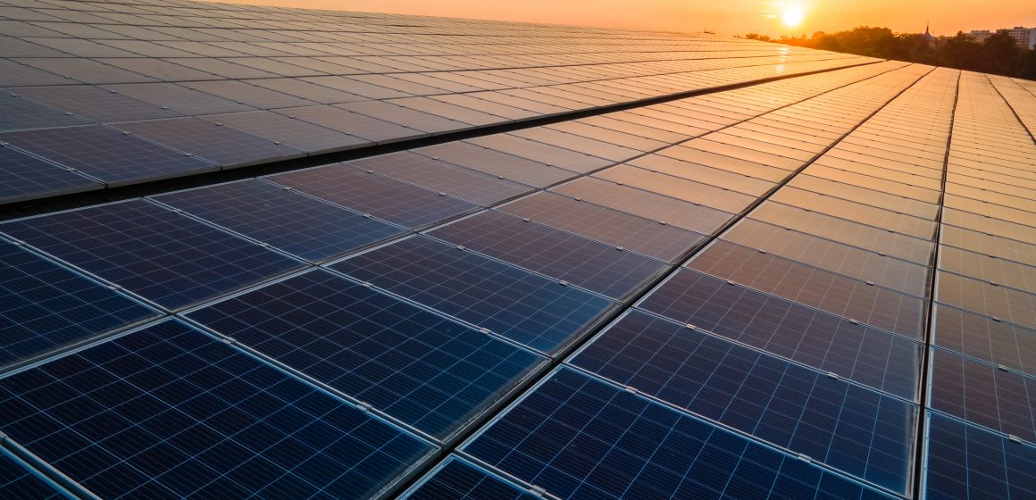 1.800 de panouri fotovoltaice de înaltă eficiență vor fi instalate în localitățile Buşag și Sârbi