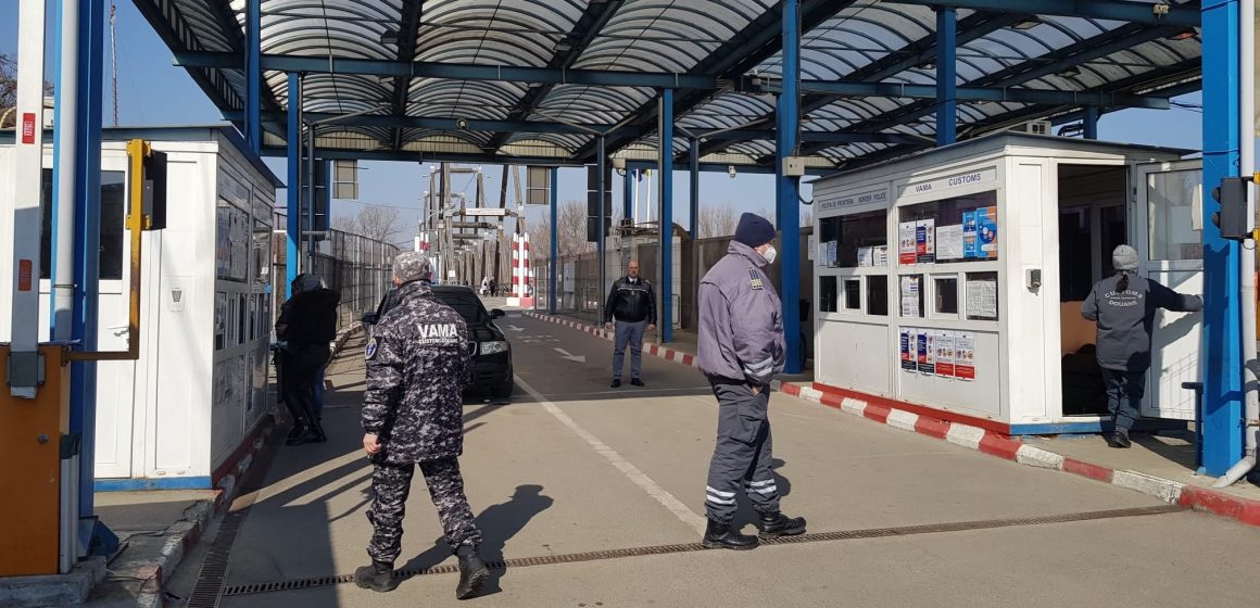 Situația la Punctul de Trecere a Frontierei Sighetu Marmației în 17 martie, 21 ucraineni au trecut prin apa râului Tisa