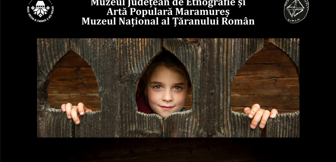 Video | Cămăși din patrimoniul Muzeului Județean de Etnografie și Artă Populară expuse la Muzeul Țăranului Român