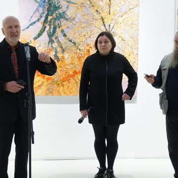 Video | Vernisajul expoziției aniversare de pictură Madarassy György Tamás „Natura”, o explozie de culoare