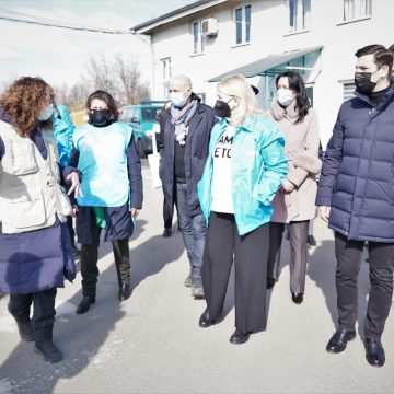 Ionel Bogdan: Împreună cu executivul UNICEF am vizitat astăzi primul punct de tip ”Blue Dot” din România Ionel Bogdan: Împreună cu executivul UNICEF am vizitat astăzi primul punct de tip ”Blue Dot” din România