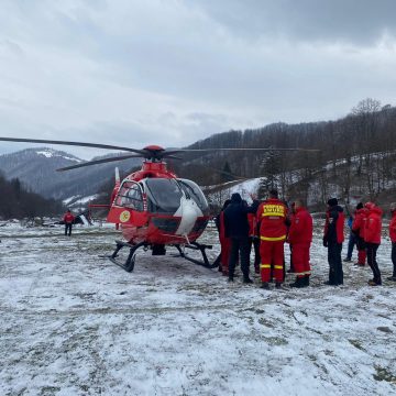 Un grup de zece ucraineni rătăciți în Munții Maramureșului, unul dintre ei a decedat Un grup de zece ucraineni rătăciți în Munții Maramureșului, unul dintre ei a decedat