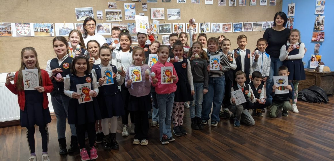 Galerie foto | Atelier creativ pentru copii, pe teme pascale, la Muzeul de Etnografie și Artă Populară