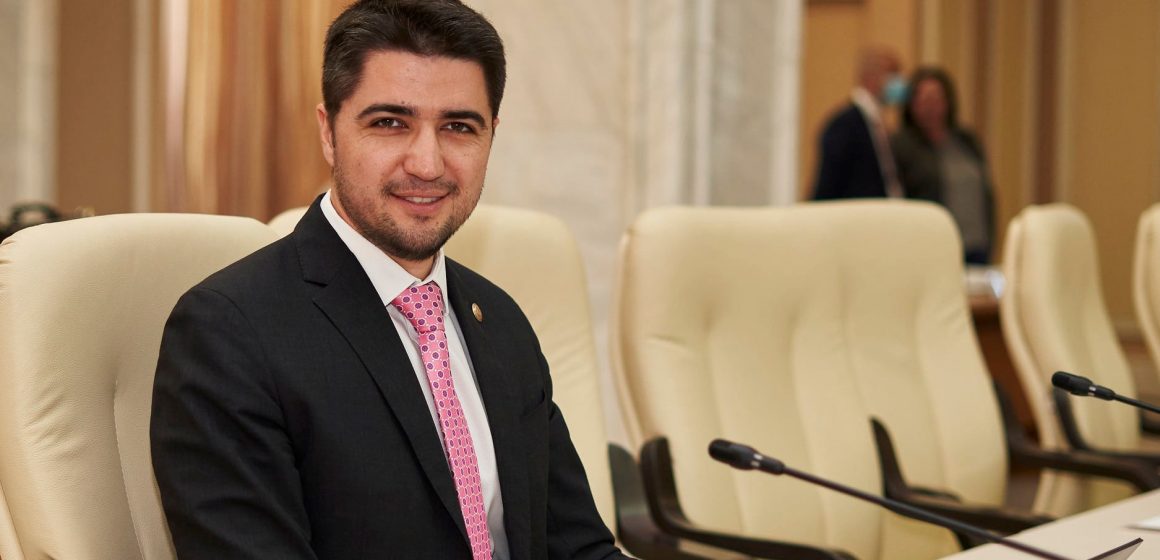 Cristian Brian, USR PLUS: Vestea bună din această săptămână vine de la Comisia pentru Tineret și Sport a Camerei Deputaților