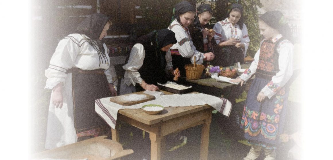 Expoziție de fotografie ”Paște în Maramureș – întoarcere la tradiții” Expoziție de fotografie ”Paște în Maramureș – întoarcere la tradiții”