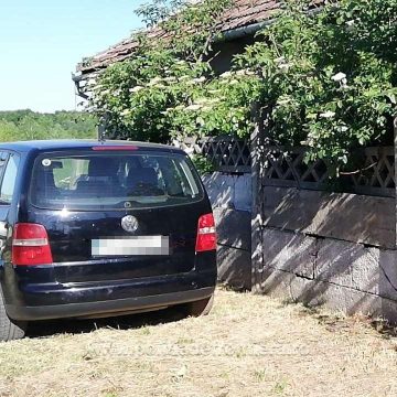 Maşină căutată de autoritățile din Polonia, oprită la P.T.F. Urziceni Maşină căutată de autoritățile din Polonia, oprită la P.T.F. Urziceni