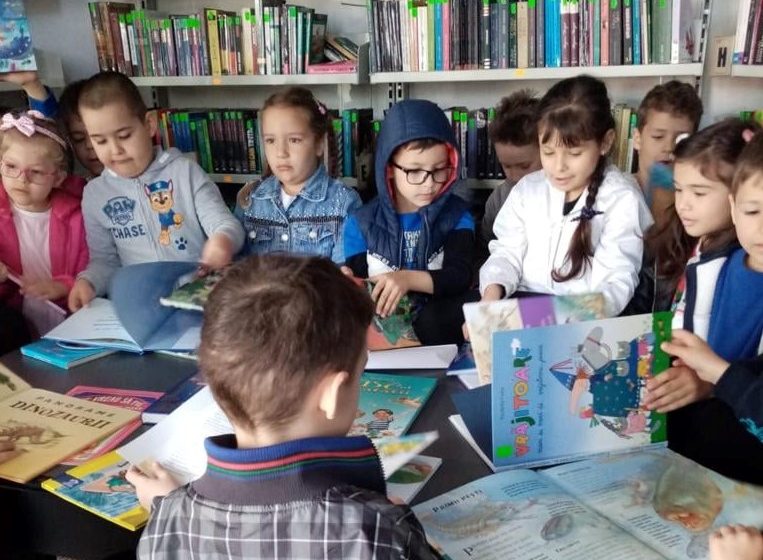 O zi specială la Filiala „Ion Șiugariu” a Bibliotecii Județene