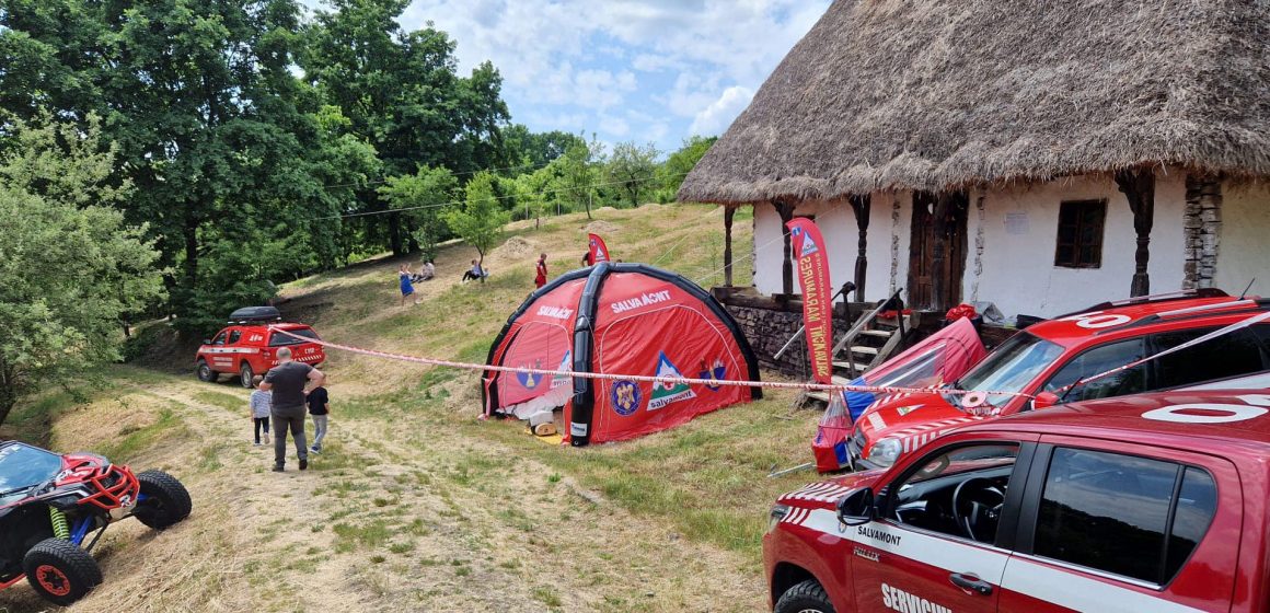 Peste 400 de copiii au participat de Ziua Copilului, la activitățile organizate de salvatorii montani maramureșeni în Satul de pe Deal Peste 400 de copiii au participat de Ziua Copilului, la activitățile organizate de salvatorii montani maramureșeni în Satul de pe Deal