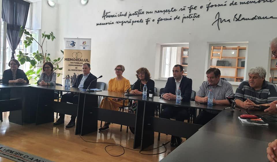 Proiect de extindere a clădirii Memorialului Victimelor Comunismului și al Rezistenței Proiect de extindere a clădirii Memorialului Victimelor Comunismului și al Rezistenței