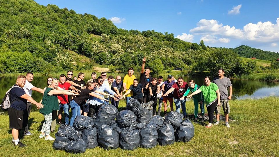 TNL Maramureș a organizat  o acțiune de ecologizare în zona lacurilor Zâmbrița din comuna Lăpuș