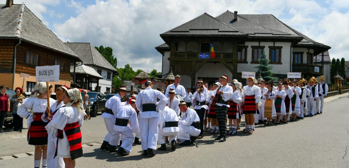 Festivaluri devenite tradiție de Rusalii la Budești și la Călinești