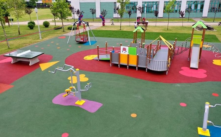 Primul loc de joacă pentru joacă și recuperare pentru persoane cu dizabilități din Baia Mare