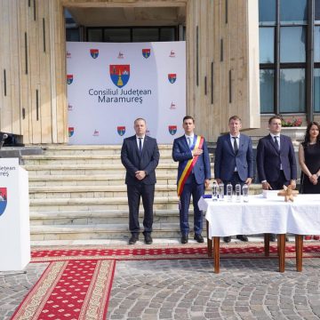 Video | Cei mai buni elevi ai județului Maramureș au fost astăzi premiați de executivul Consiliului Județean
