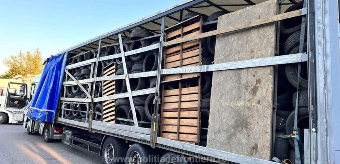 Transport de cauciucuri uzate oprit să intre în țară