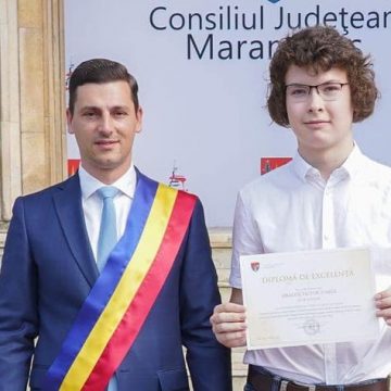 Victor Dragoș, elev la Colegiul Național Vasile Lucaciu din Baia Mare, medaliat cu aur la Olimpiada Balcanică de Matematică pentru juniori Victor Dragoș, elev la Colegiul Național Vasile Lucaciu din Baia Mare, medaliat cu aur la Olimpiada Balcanică de Matematică pentru juniori
