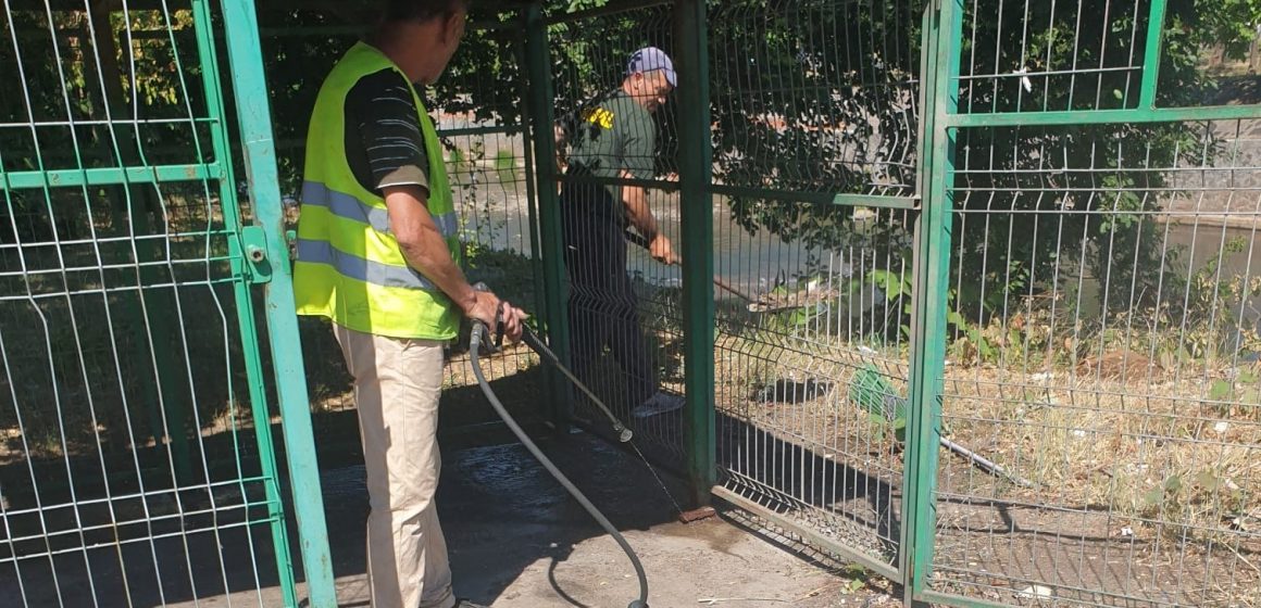 ADIGIDM Maramureș cere confiscarea mijloacelor de transport din care se aruncă necontrolat deșeuri