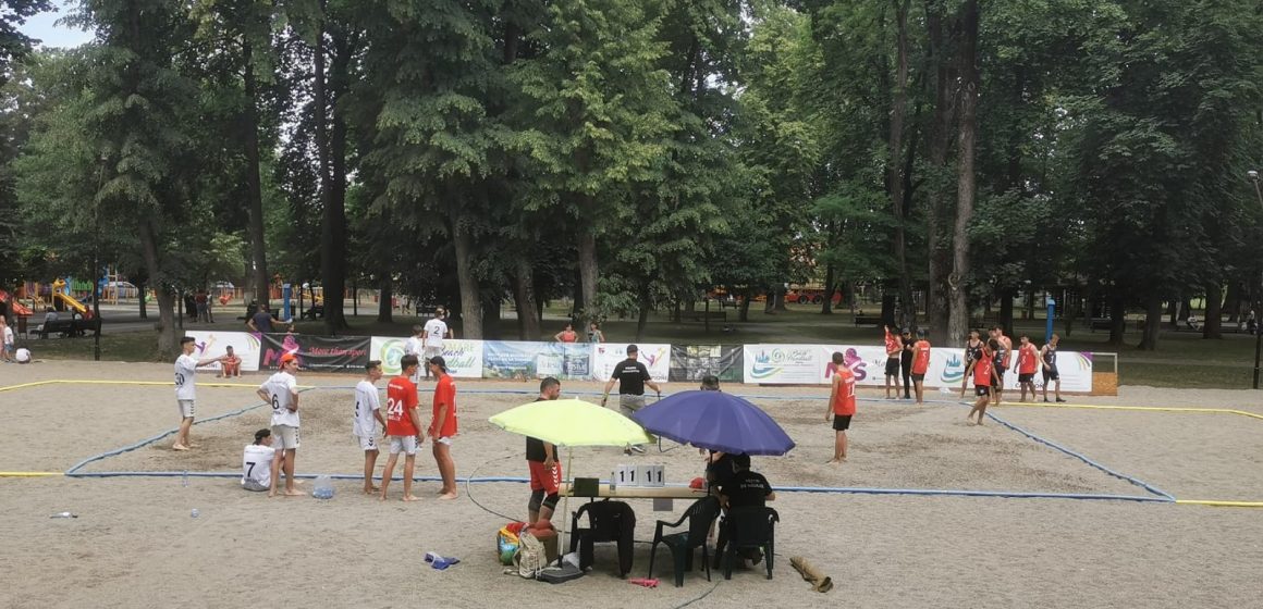 Video | Prima zi de Beach Handball Challange din Sighetu Marmației a fost una spectaculoasă Video | Prima zi de Beach Handball Challange din Sighetu Marmației a fost una spectaculoasă
