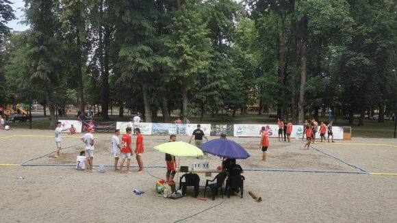 Video | Prima zi de Beach Handball Challange din Sighetu Marmației a fost una spectaculoasă