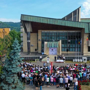 Ionel Bogdan: Tabere de vară pentru 282 de olimpici maramureșeni, parte a programului “Susținem excelența”