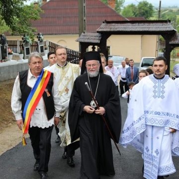 S-au sfințit biserica ortodoxă și capela din Remeți pe Someș, comuna Mireșu Mare