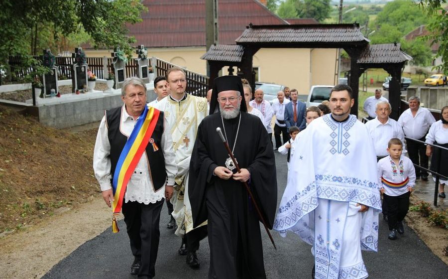 S-au sfințit biserica ortodoxă și capela din Remeți pe Someș, comuna Mireșu Mare
