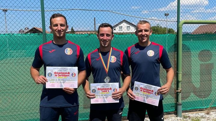 Reprezentanții I.S.U. Maramureș la etapa națională a Cupei Asociației Sportive a Pompierior din România la Fotbal-Tenis
