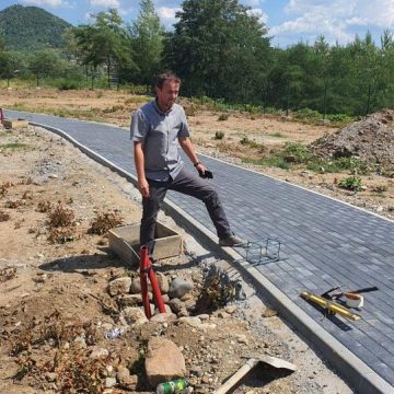 Lucrările pentru parcul din zona Coloniei Topitorilor din Baia Mare, în linie dreaptă Lucrările pentru parcul din zona Coloniei Topitorilor din Baia Mare, în linie dreaptă