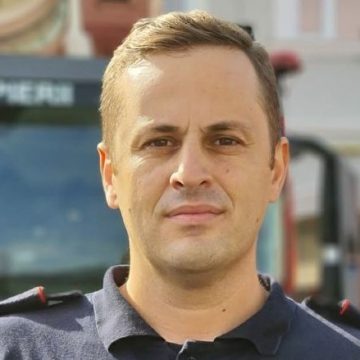 Omul potrivit, la locul potrivit – plutonierul major Cristian Boloș de la ISU Maramureș, a salvat viața unei persoane Omul potrivit, la locul potrivit – plutonierul major Cristian Boloș de la ISU Maramureș, a salvat viața unei persoane
