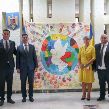 Video | Consiliul Județean Maramureș a organizat un eveniment de marcare a Zilei Independenței Ucrainei: Lanțul Solidarității – Solidari cu regiunile ucrainene înfrățite Video | Consiliul Județean Maramureș a organizat un eveniment de marcare a Zilei Independenței Ucrainei: Lanțul Solidarității – Solidari cu regiunile ucrainene înfrățite