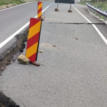 Lucrări de reparare și consolidare a sectorului de drum degradat din Pasul Gutâi